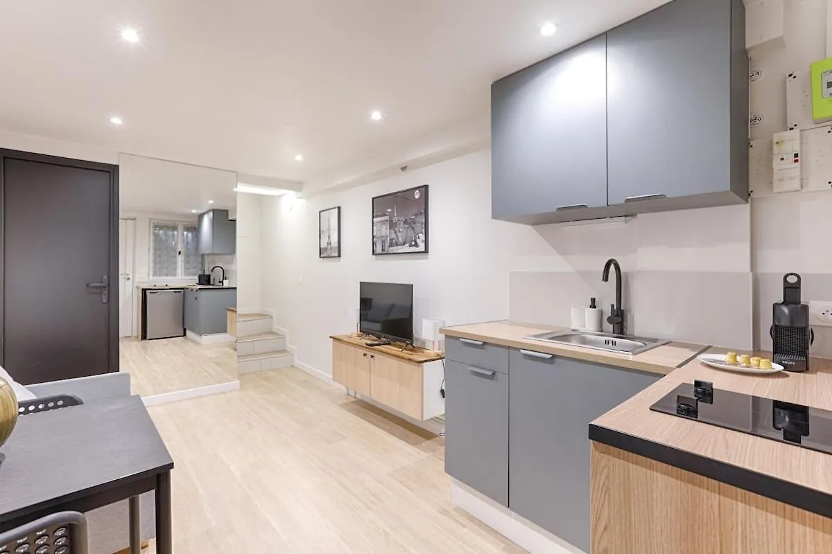 Elegant Apartment In Paris' Historic Center 0*, Paris France